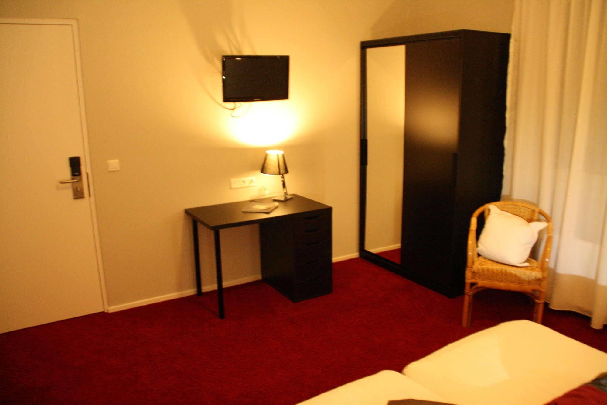 Stadshotel אוטמארסום מראה חיצוני תמונה