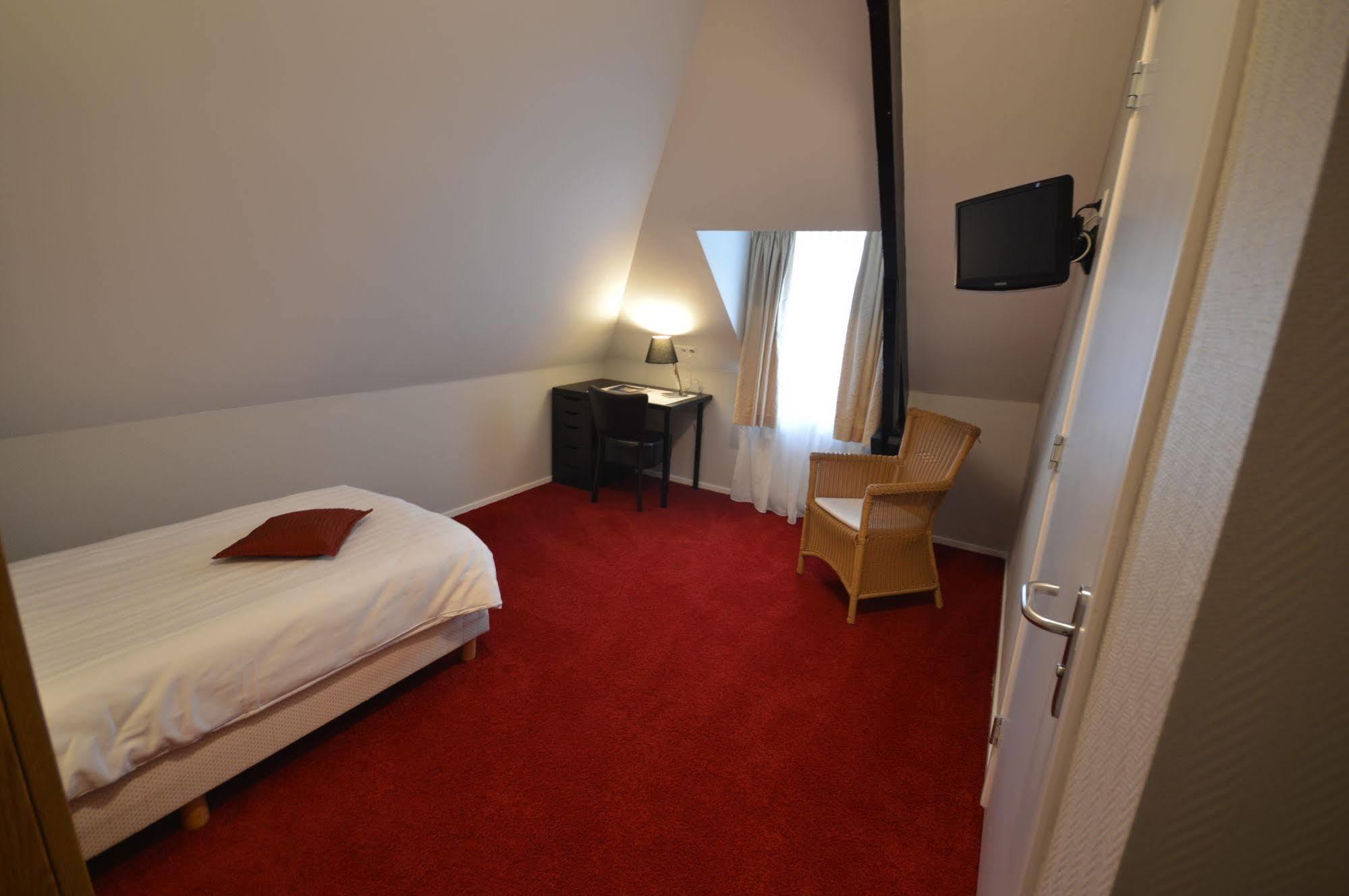 Stadshotel אוטמארסום מראה חיצוני תמונה
